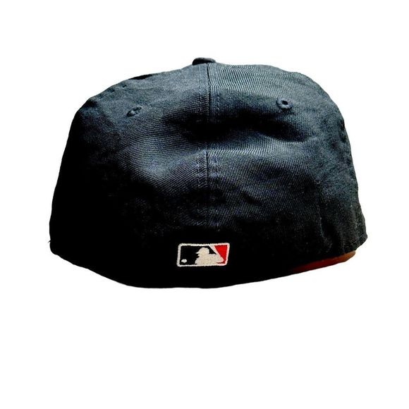 Pittsburgh Pirates Authentic Collection 59FIFTY New Era Black Fitted Hat… - Picture 3 of 9